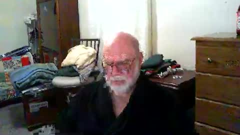 Snapshot of gtnolder60 chatting on 11-03-25, 11:55 Gary online show from 11-03-25, 11:55