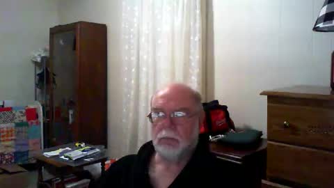 Snapshot of gtnolder60 chatting on 11-27-25, 12:07 Gary online show from 11-27-25, 12:07
