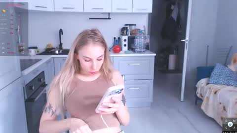 Eva online show from 02-20-26, 06:59