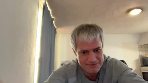 guardiannif_ online show from 01-08-26, 04:20