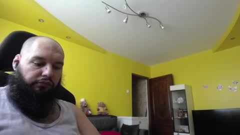 Snapshot of guessswho24 chatting on 02-09-25, 07:49 Ayan online show from 02-09-25, 07:49