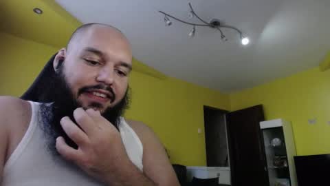 Snapshot of guessswho24 chatting on 02-15-25, 05:51 Ayan online show from 02-15-25, 05:51