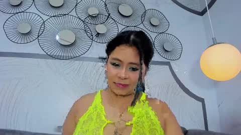 GuiaAnderson online show from 04-11-26, 03:00