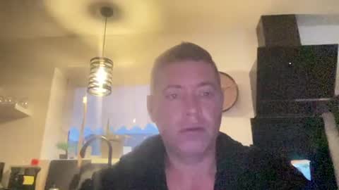 guil0 online show from 09-18-25, 09:11