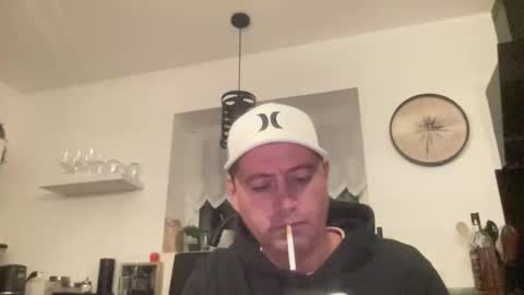 guil0 online show from 09-21-25, 05:31