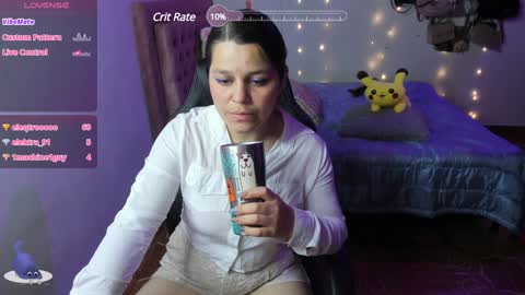 Hello Im Julieta Im 25 years old welcome to my room have fun and be happy. online show from 01-26-25, 11:28