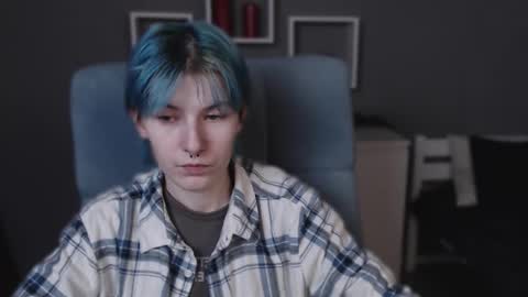 guitarandangell online show from 10-24-25, 03:36