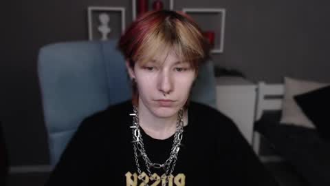 guitarandangell online show from 04-24-26, 08:06