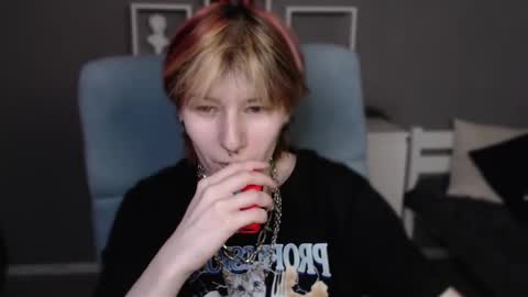 guitarandangell online show from 04-27-26, 12:36