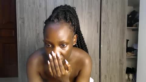 Miss Incredible online show from 12-09-24, 10:52