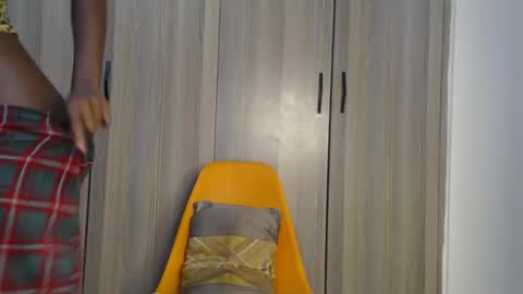 Miss Incredible online show from 04-27-26, 02:04