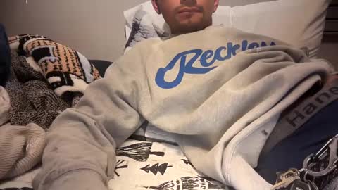 Snapshot of gumbywanna chatting on 12-12-24, 01:43 gumbywanna online show from 12-12-24, 01:43