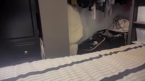 Snapshot of gumbywanna chatting on 01-23-25, 01:19 gumbywanna online show from 01-23-25, 01:19