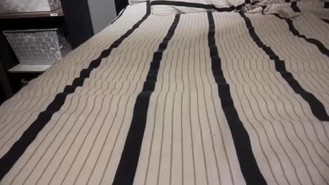 Snapshot of gumbywanna chatting on 01-25-25, 01:21 gumbywanna online show from 01-25-25, 01:21