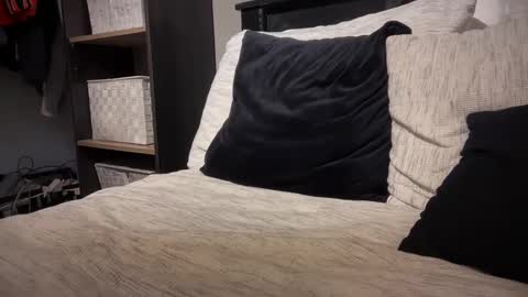 Snapshot of gumbywanna chatting on 03-11-25, 12:44 gumbywanna online show from 03-11-25, 12:44