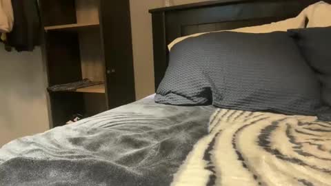 Snapshot of gumbywanna chatting on 09-29-25, 05:01 gumbywanna online show from 09-29-25, 05:01