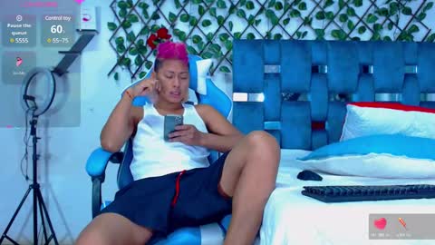 Hakim online show from 12-30-24, 03:46