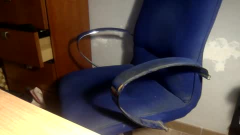 gusanito_enano online show from 01-12-25, 09:40