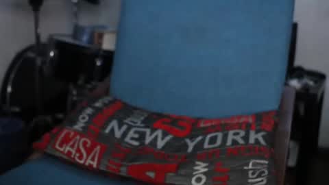 Snapshot of guss6969868792 chatting on 11-22-25, 04:00 guss6969868792 online show from 11-22-25, 04:00