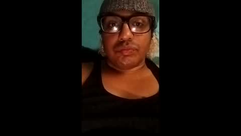 Snapshot of gutennotch21 chatting on 02-16-26, 11:50 Gutennotch21 online show from 02-16-26, 11:50