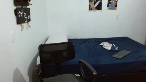 Snapshot of guts_x chatting on 01-19-25, 02:47 Guts online show from 01-19-25, 02:47