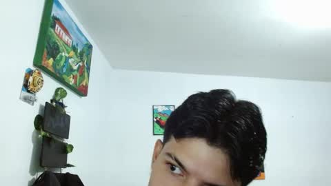 Snapshot of guts_x chatting on 01-31-25, 08:22 Guts online show from 01-31-25, 08:22