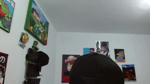 Snapshot of guts_x chatting on 02-17-25, 06:04 Guts online show from 02-17-25, 06:04