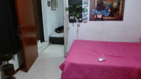 Snapshot of guts_x chatting on 10-02-25, 10:28 Guts online show from 10-02-25, 10:28