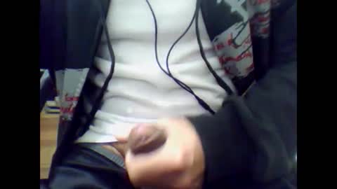 Snapshot of guty50 chatting on 09-26-25, 02:26 guty50 online show from 09-26-25, 02:26