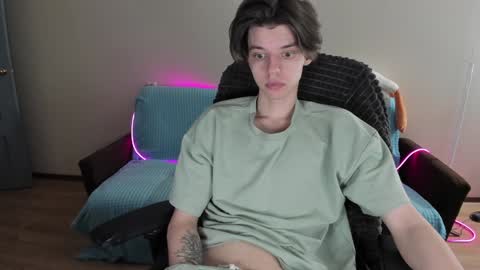 guy_liam1 online show from 02-08-25, 02:05