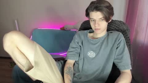 guy_liam1 online show from 02-19-25, 02:23