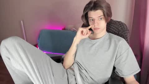 guy_liam1 online show from 02-26-25, 02:14