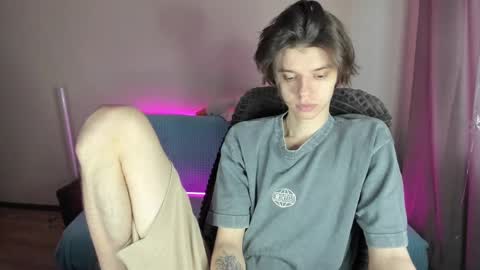 guy_liam1 online show from 03-04-25, 08:13