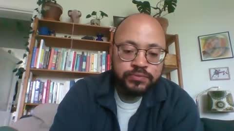 guy_wood15 online show from 05-11-26, 08:09