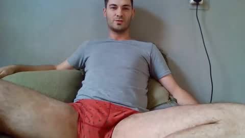 Snapshot of guyhardon chatting on 12-20-24, 12:38 Guy Hardon online show from 12-20-24, 12:38