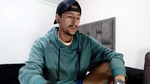 karim online show from 02-18-25, 07:43