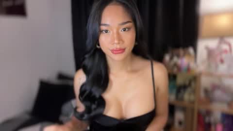 Snapshot of gwapangahas chatting on 10-06-25, 11:51 Alexa online show from 10-06-25, 11:51