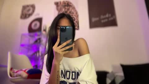 Snapshot of gwapangahas chatting on 10-10-25, 04:44 Alexa online show from 10-10-25, 04:44