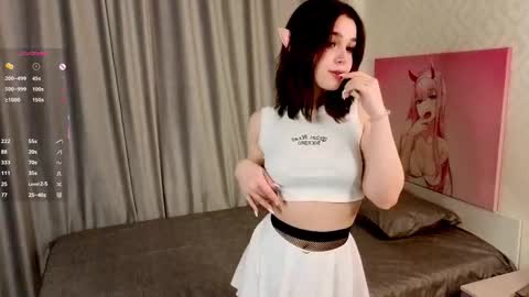 Snapshot of gwendolyndrews chatting on 09-24-25, 01:09 Lisa online show from 09-24-25, 01:09