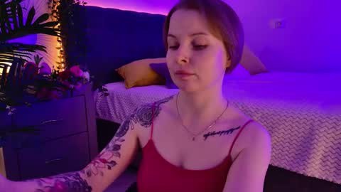 gwenhilton online show from 09-30-25, 06:18