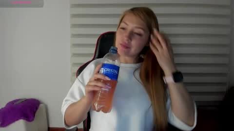   online show from 10-06-25, 03:15