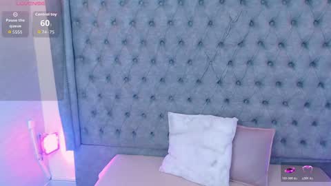 Gyal Smith online show from 04-20-26, 03:42