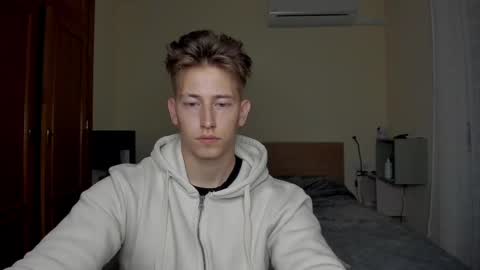 Oliver online show from 02-17-25, 09:19