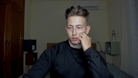 Oliver online show from 02-28-25, 09:12