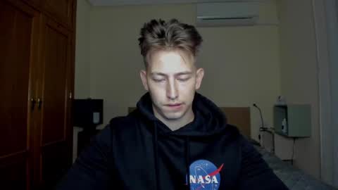 Oliver online show from 03-01-25, 07:48