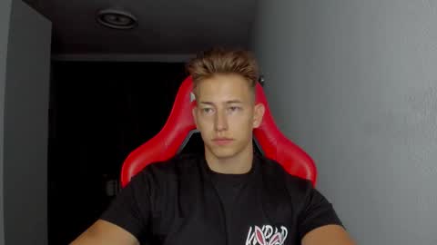 Oliver online show from 11-23-25, 09:47