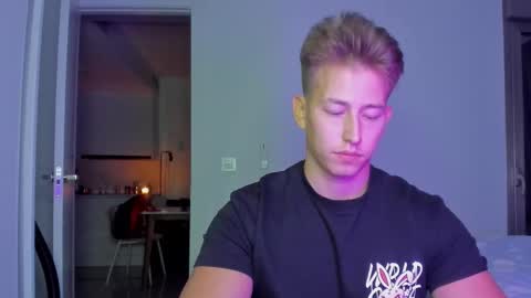 Oliver online show from 12-19-25, 08:27