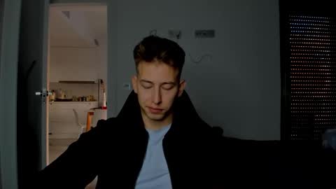 Oliver online show from 02-24-26, 11:19