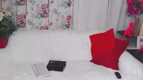 Snapshot of gypsygranny chatting on 12-06-24, 06:26 Eva online show from 12-06-24, 06:26