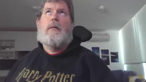 Snapshot of h20976 chatting on 01-02-25, 03:37 h20976 online show from 01-02-25, 03:37